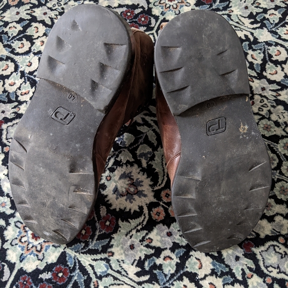 boots - Picture 2 of 3